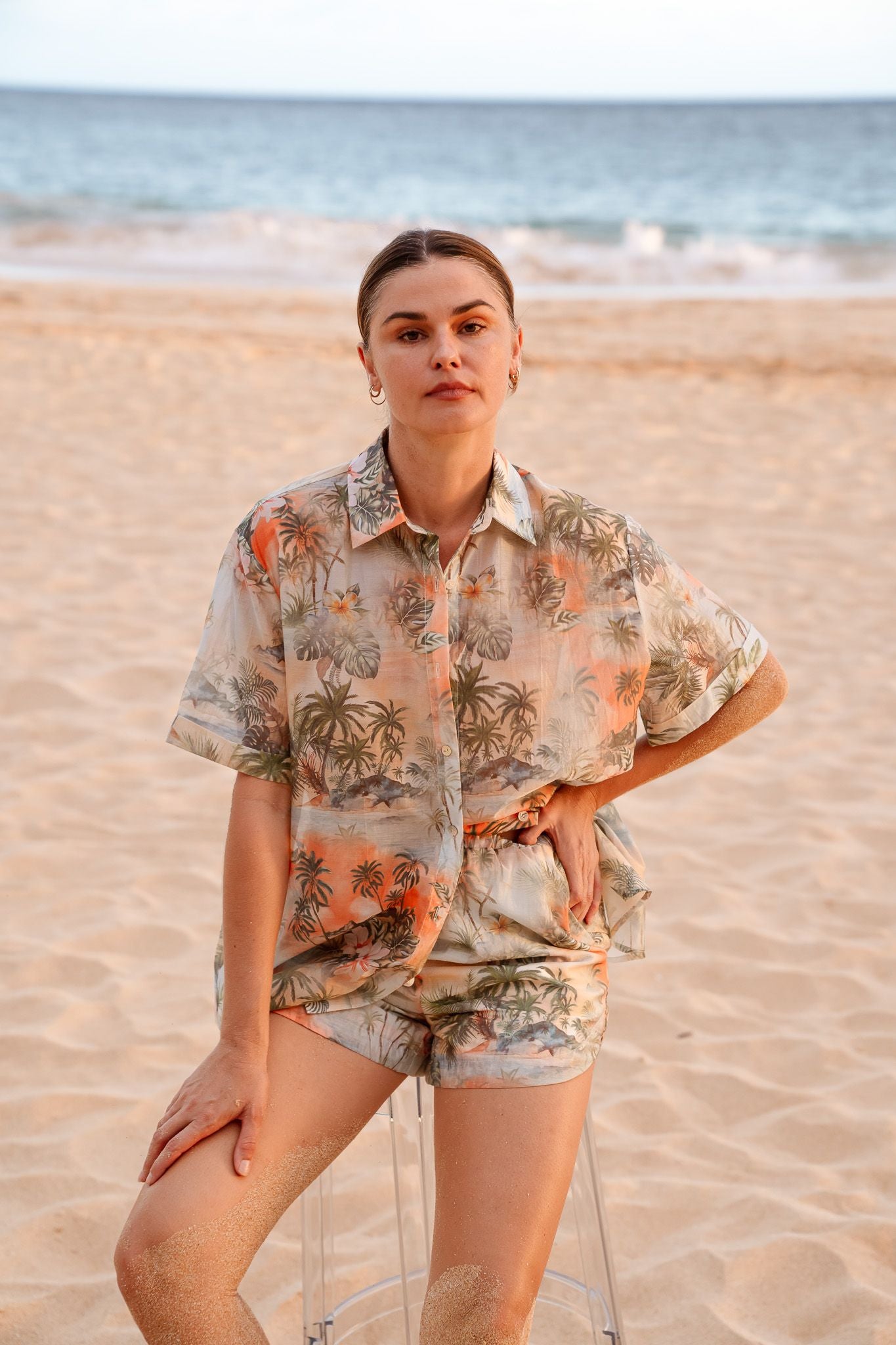 Womens Hawaii Resort Wear - Jaxsea Button Down Shirt - Tropique
