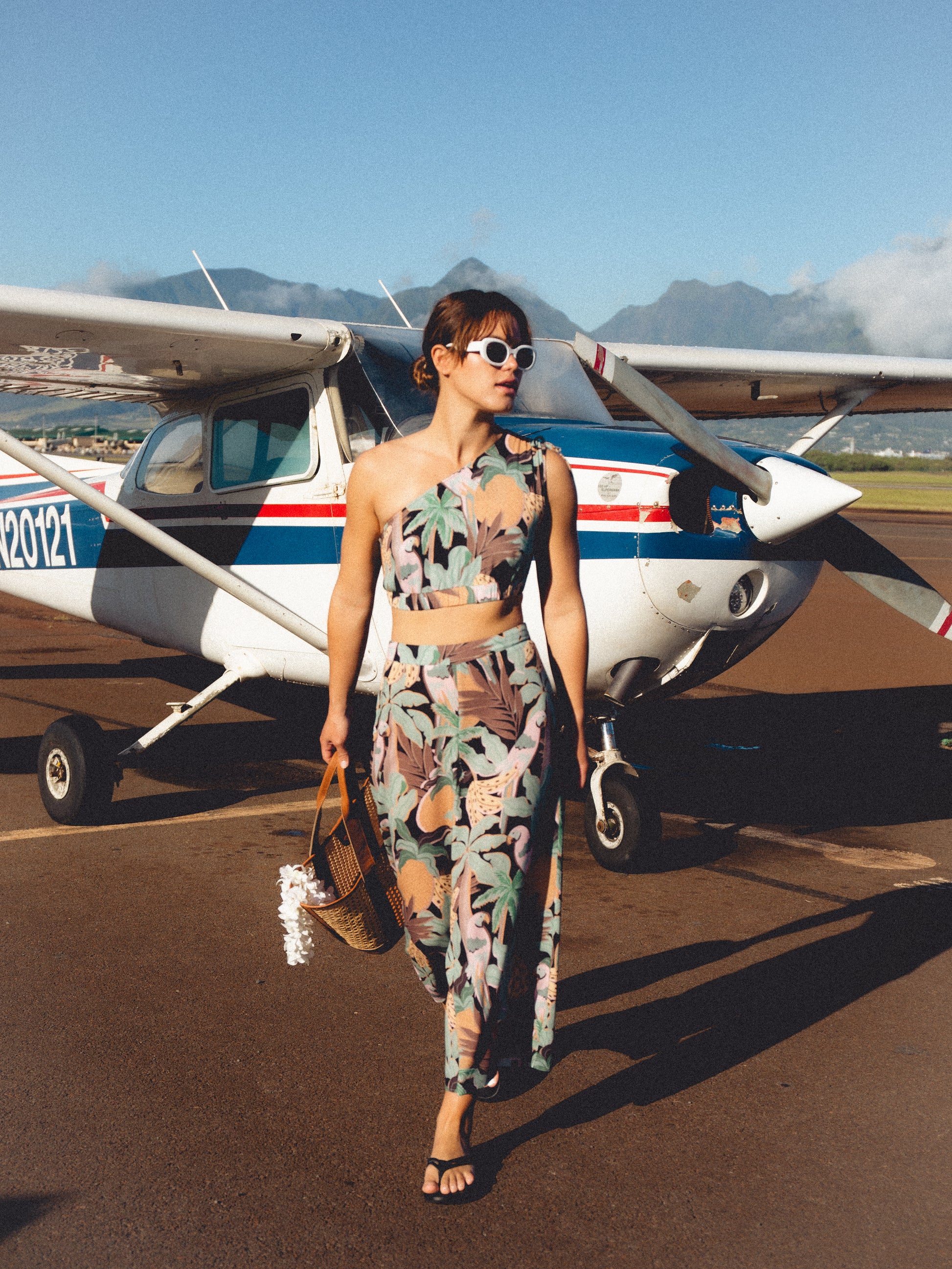 Hawaii Print Wide Leg Pants